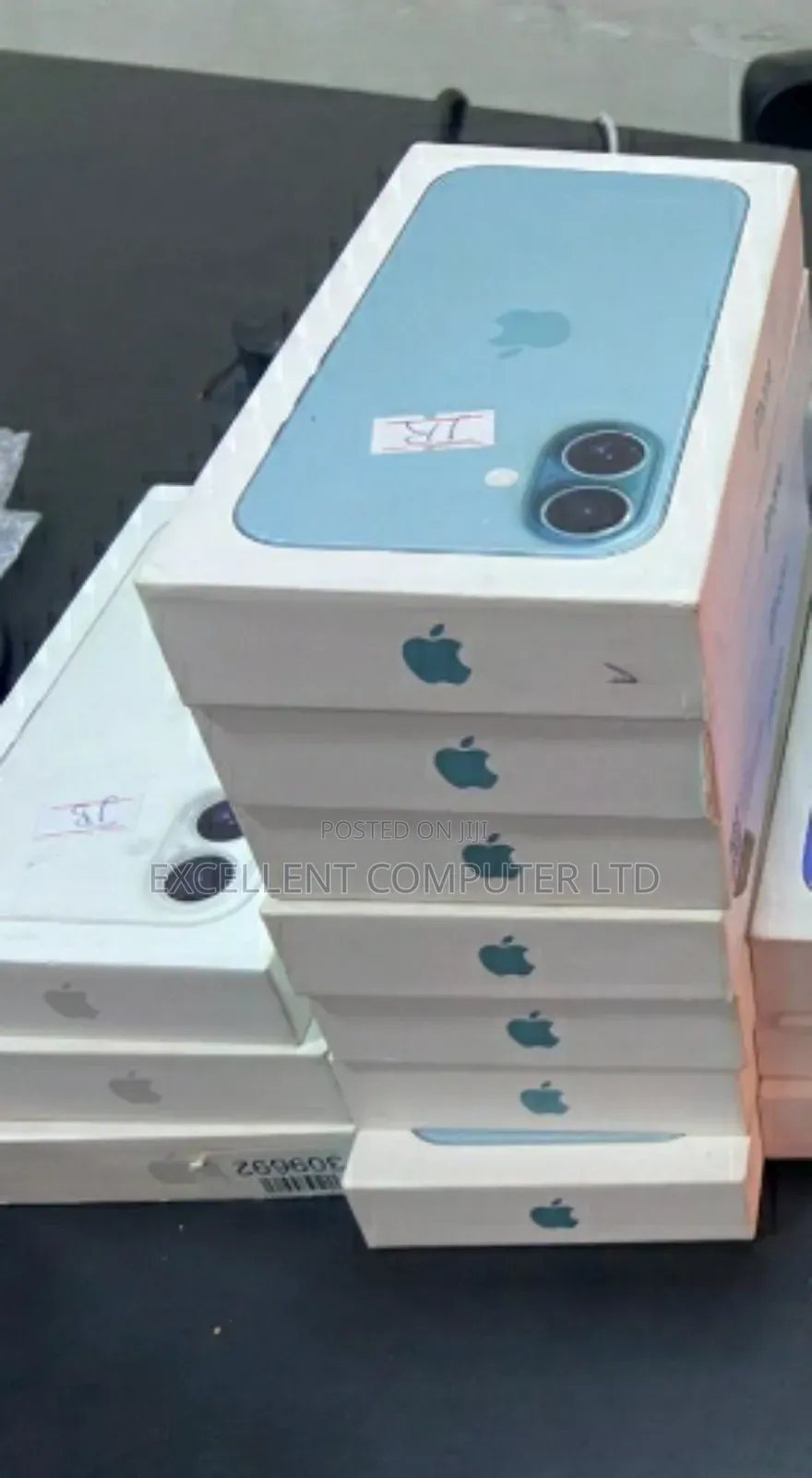 New Apple iPhone 16 128 GB Blue