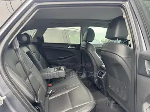 Hyundai Tucson Limited 2021 Gray