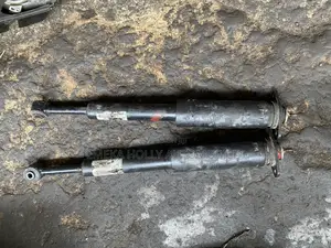 Heavy Duty Rear Shock Absorber Pair for Dodge Challenger V8