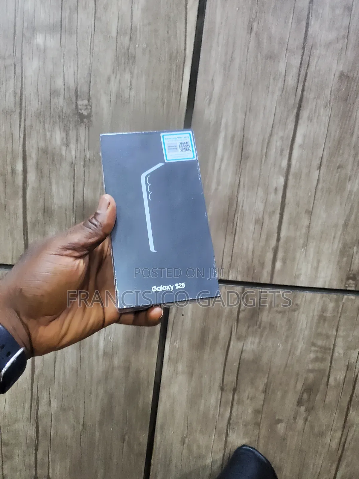 New Samsung Galaxy S25 256 GB Gray