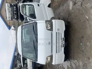 Suzuki Every 2005 White