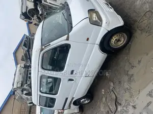 Suzuki Every 2005 White