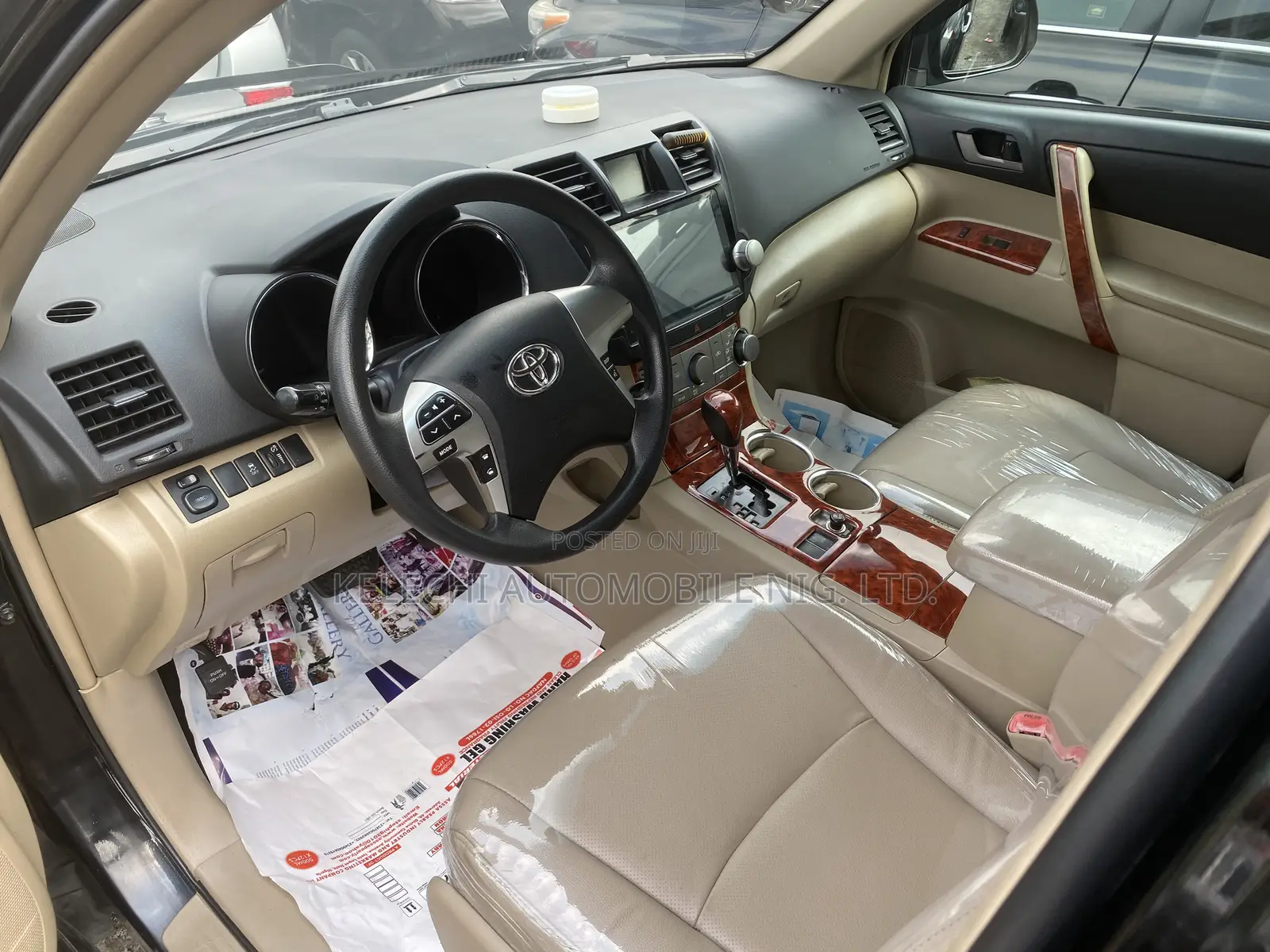 Toyota Highlander SE 2012 Black