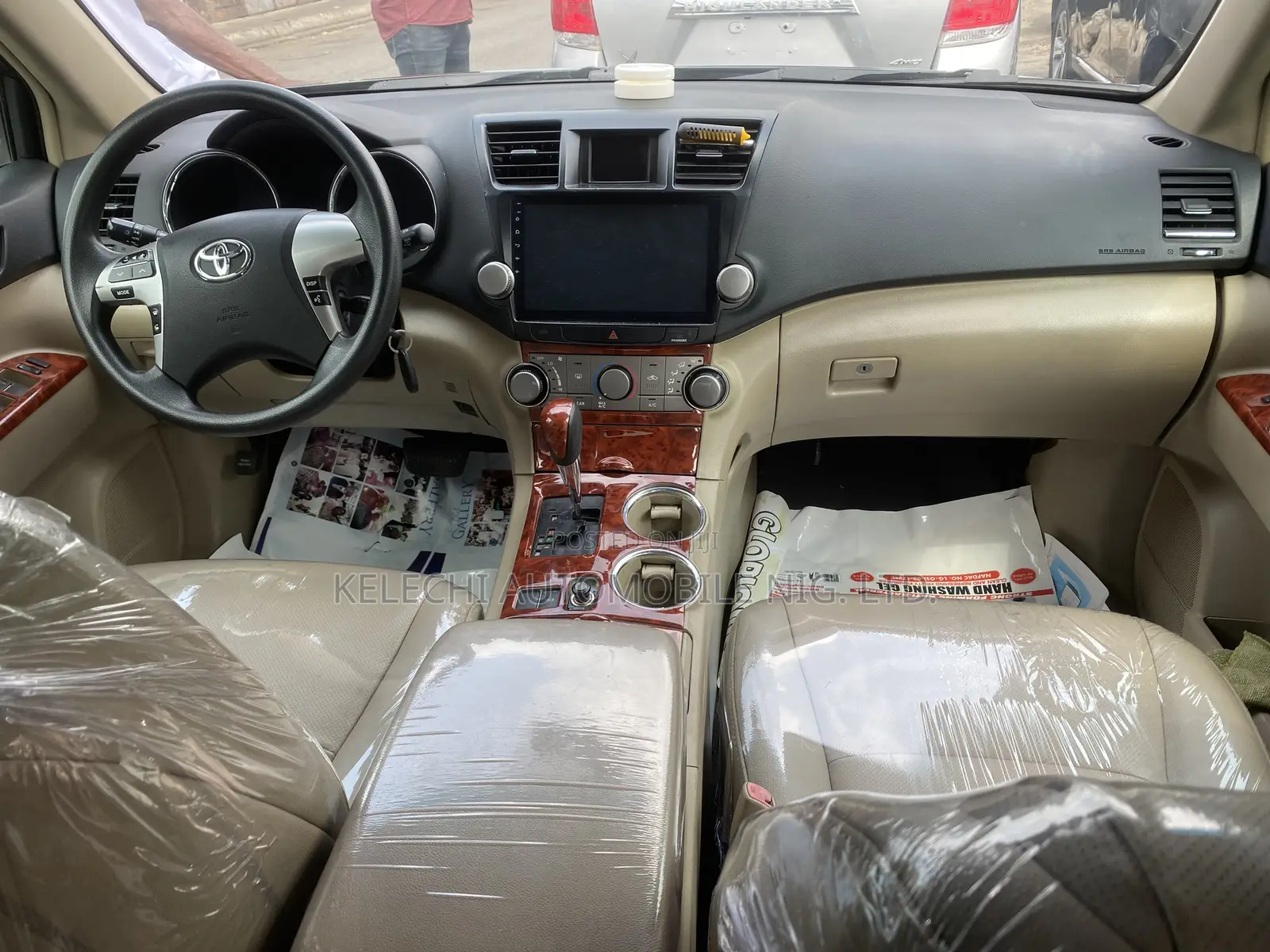 Toyota Highlander SE 2012 Black
