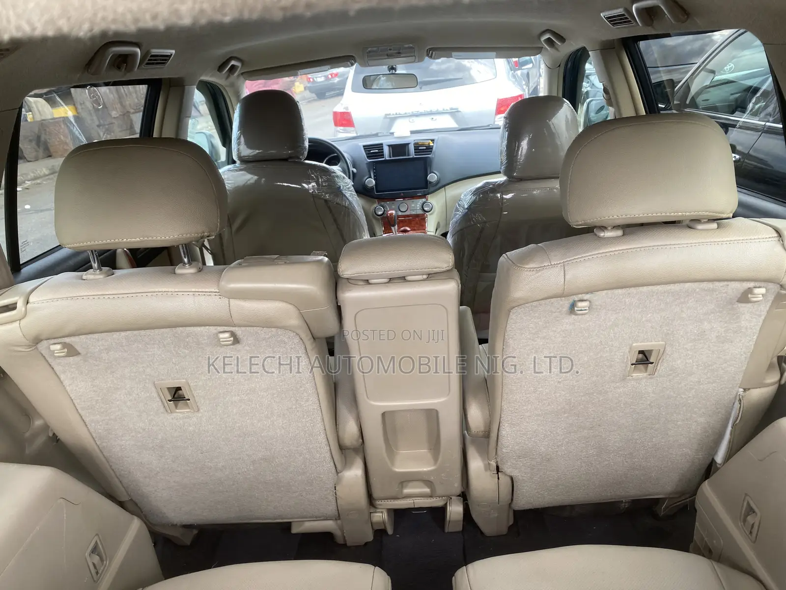 Toyota Highlander SE 2012 Black