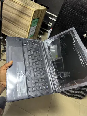 New Laptop Acer 4GB AMD Ryzen SSD 128GB