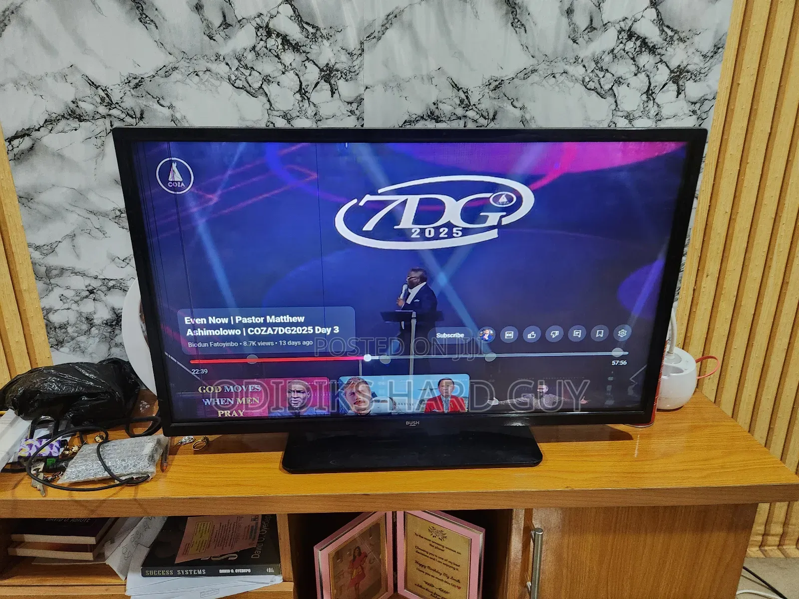 Bush 32inches Smart Tv