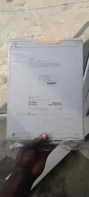 New Apple iPad Pro 13 (2024) 256 GB