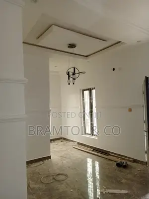 3bdrm Block of Flats in Sabon Lugbe for rent
