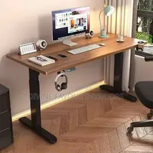 Eletric Adjustable Table Walnut + Black Frame - 1.2m