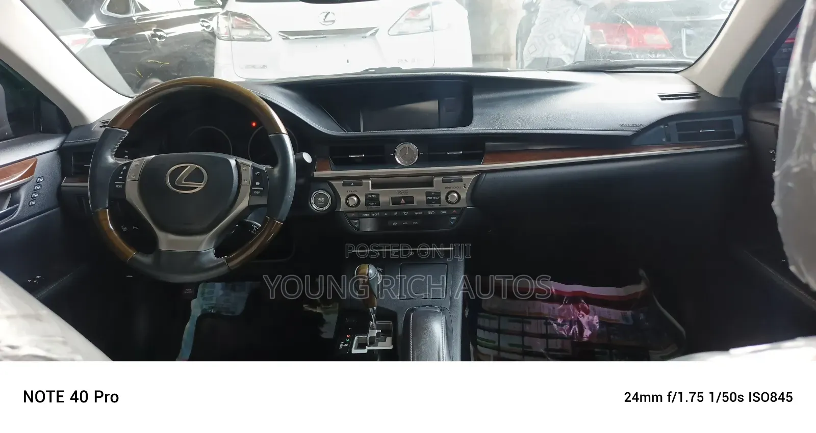 Lexus ES 2015 Silver