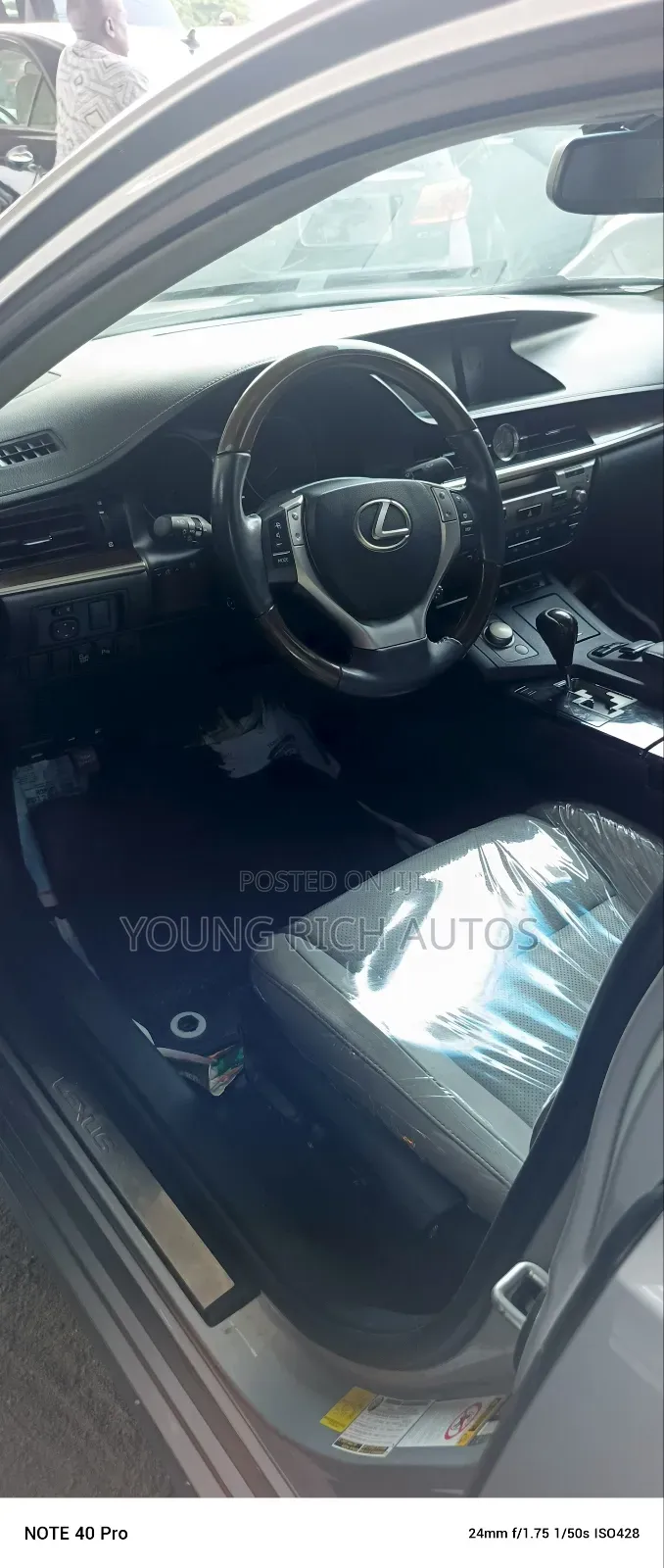 Lexus ES 2015 Silver