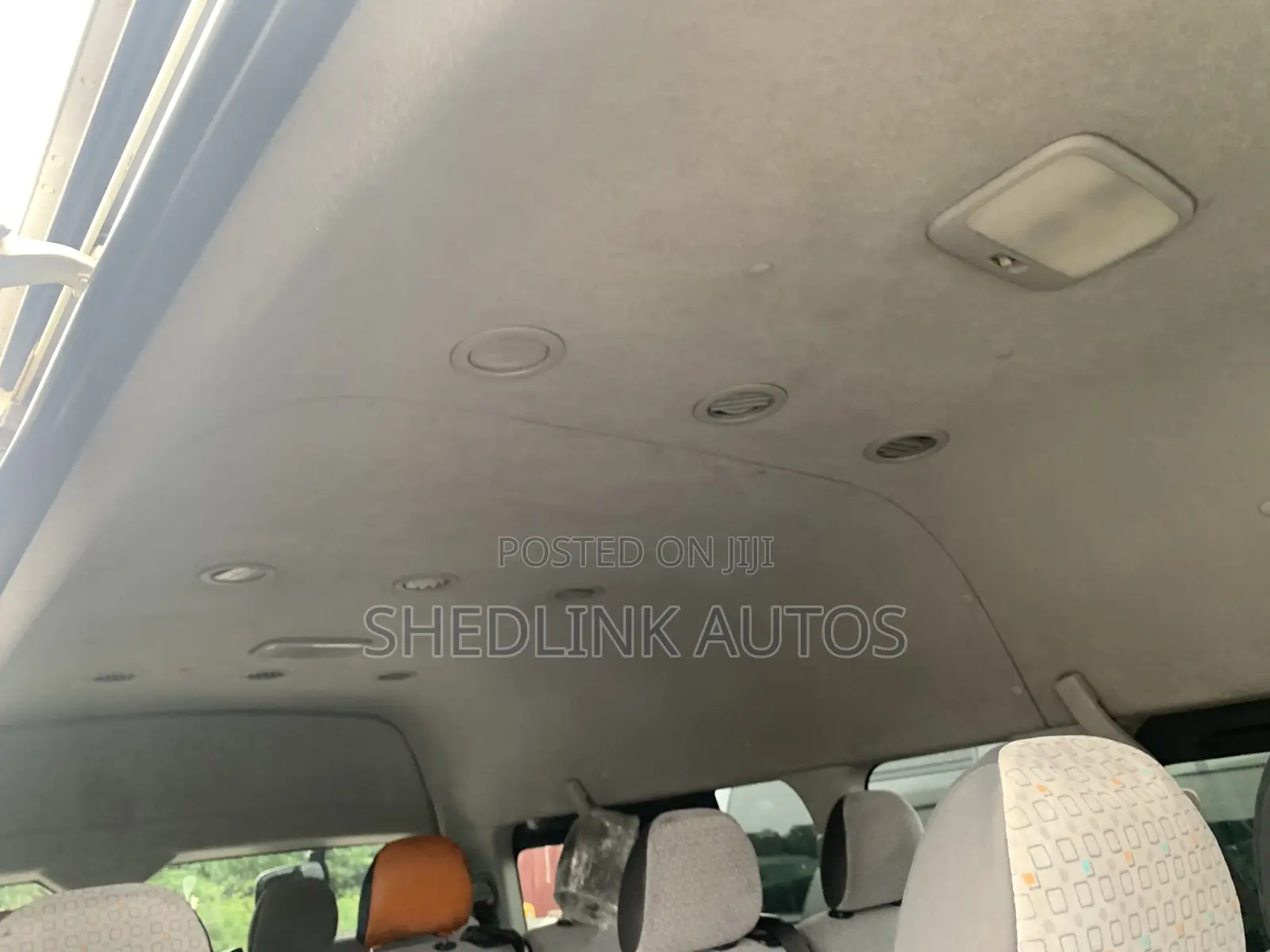 Toyota HiAce 2017 White