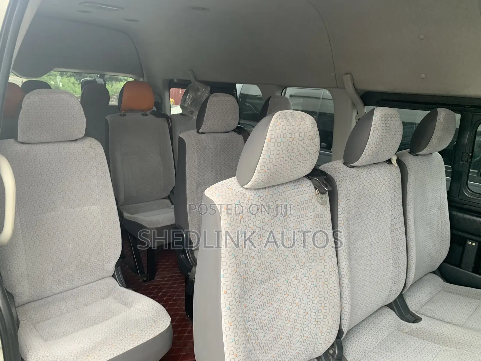 Toyota HiAce 2017 White