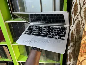 Laptop Apple MacBook Air 2015 4GB Intel Core I5 SSD 128GB