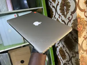 Laptop Apple MacBook Pro 2013 4GB Intel Core I5 SSD 128GB