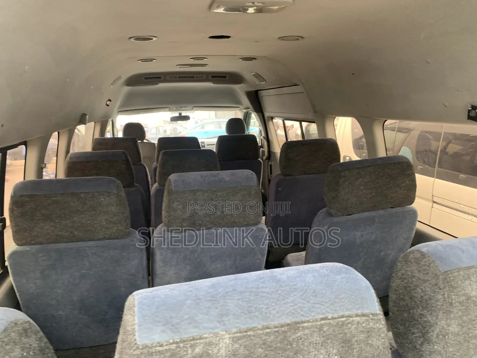 Toyota HiAce 2017 White