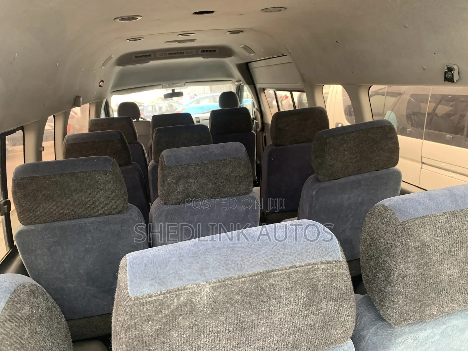 Toyota HiAce 2017 White
