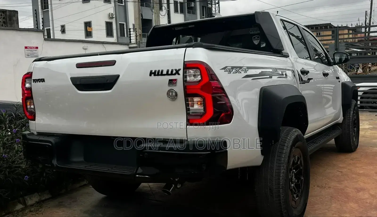 New Toyota Hilux 2024 White