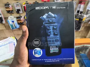 Photo - Zoom H6 Recorder
