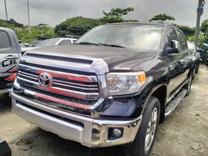 Toyota Tundra 2018 Black