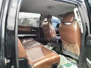 Toyota Tundra 2018 Black