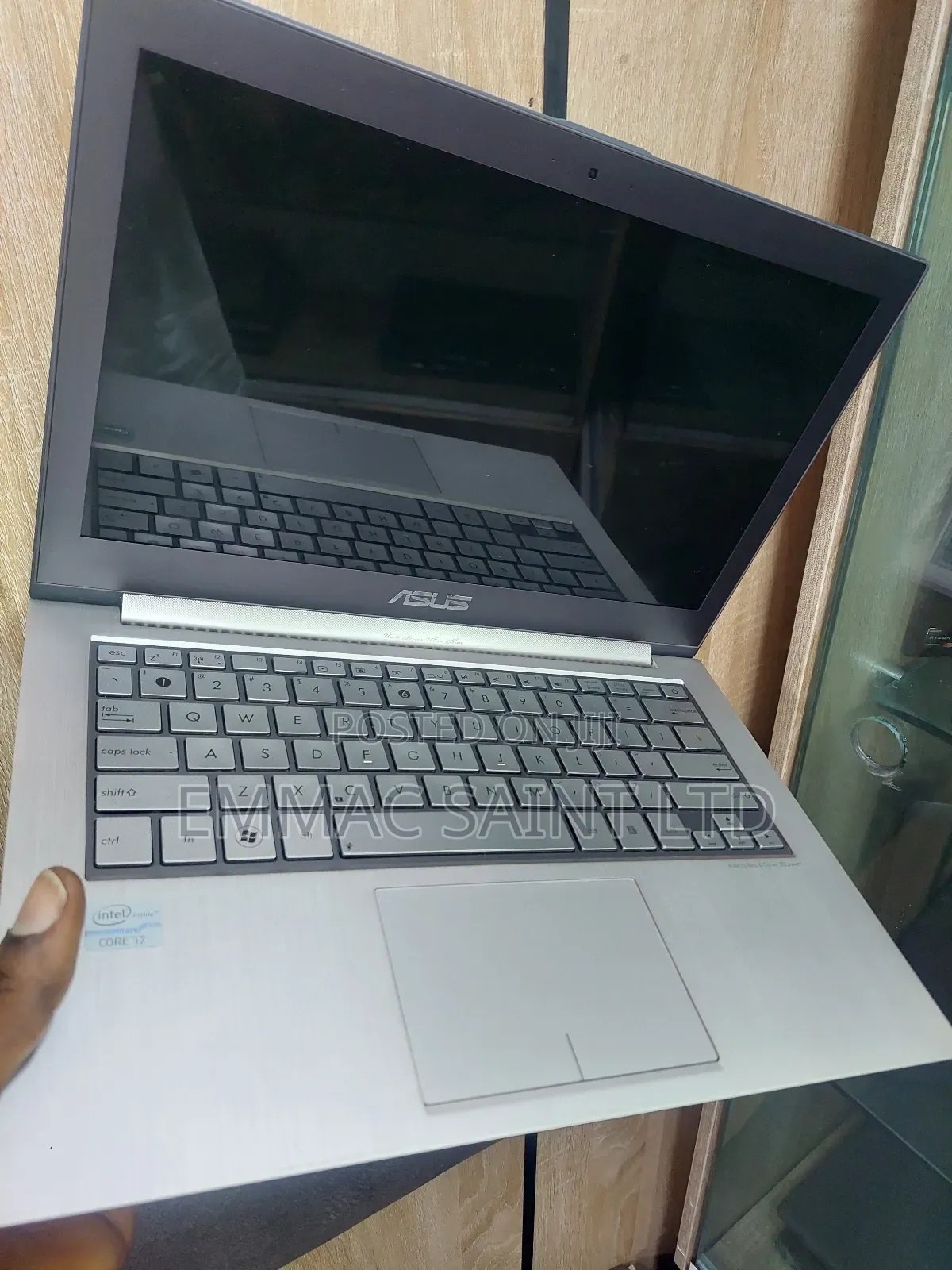 Laptop Asus ZenBook UX31E 4GB Intel Core I7 SSD 256GB