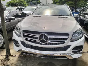 Mercedes-Benz GLE-Class GLE 350d 4MATIC 2018 White
