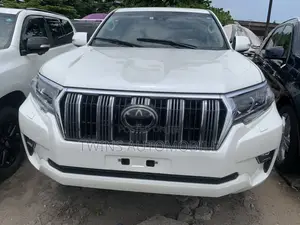 Toyota Land Cruiser Prado 2023 White