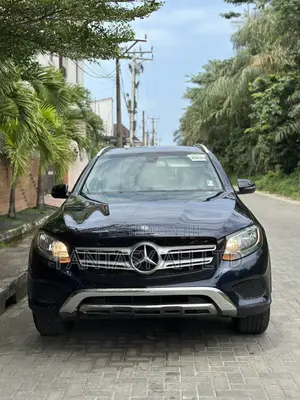 Mercedes-Benz GLC-Class 2017 Blue