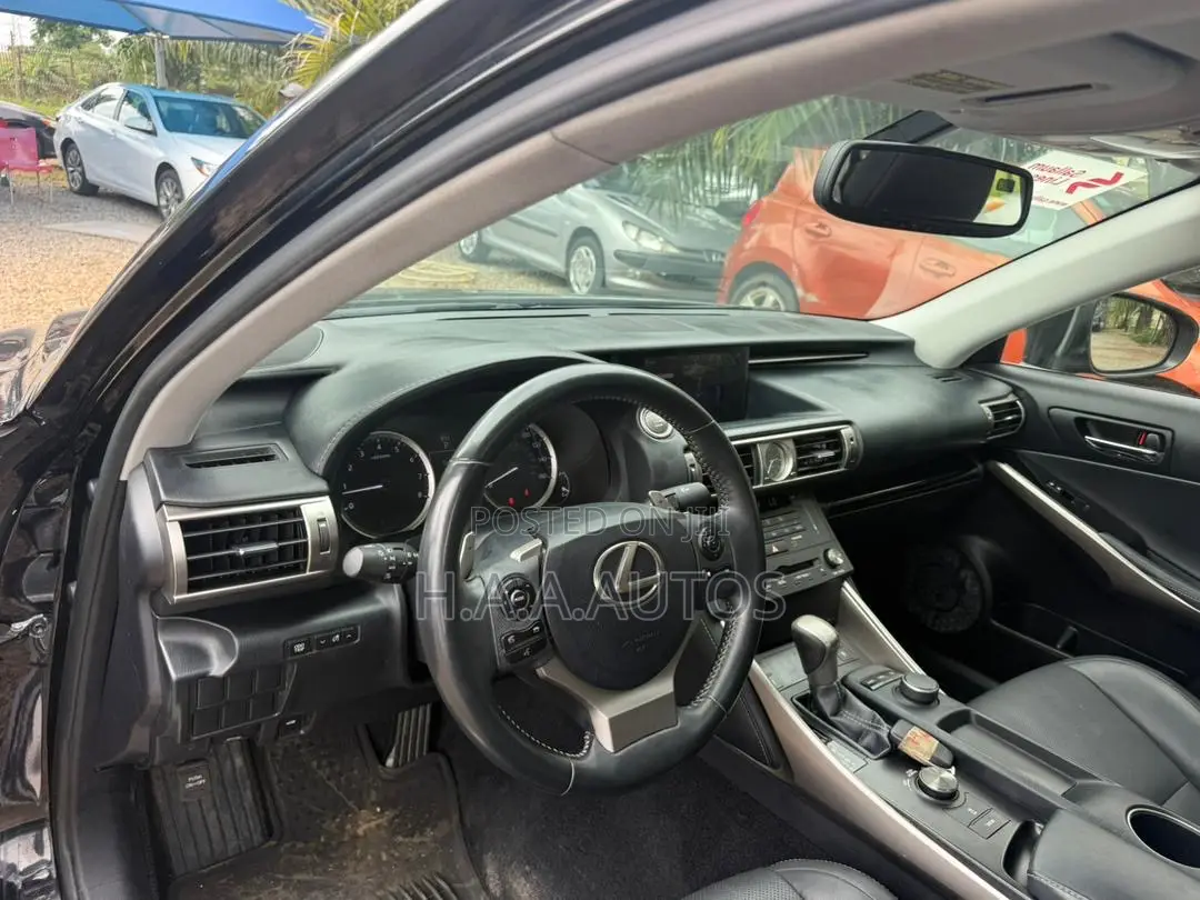 Lexus IS 250 2015 Black