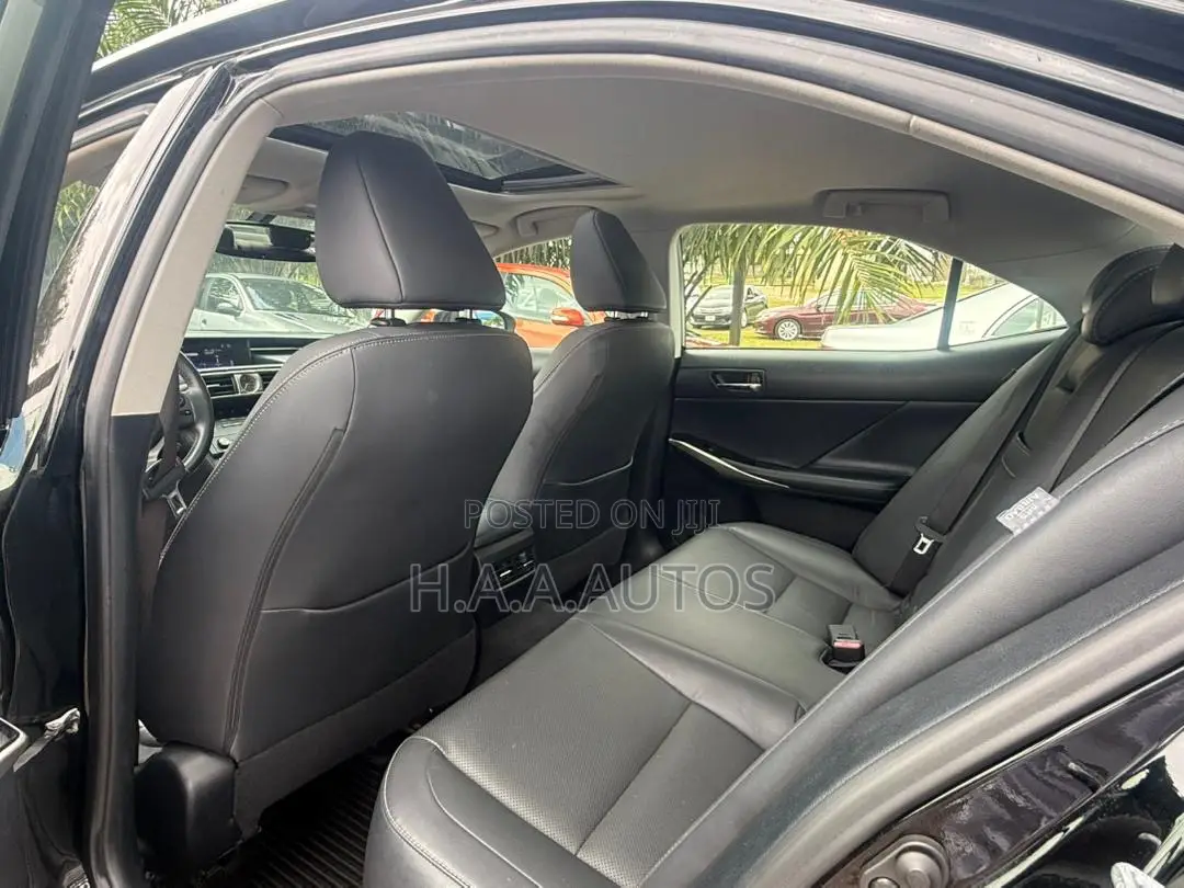 Lexus IS 250 2015 Black