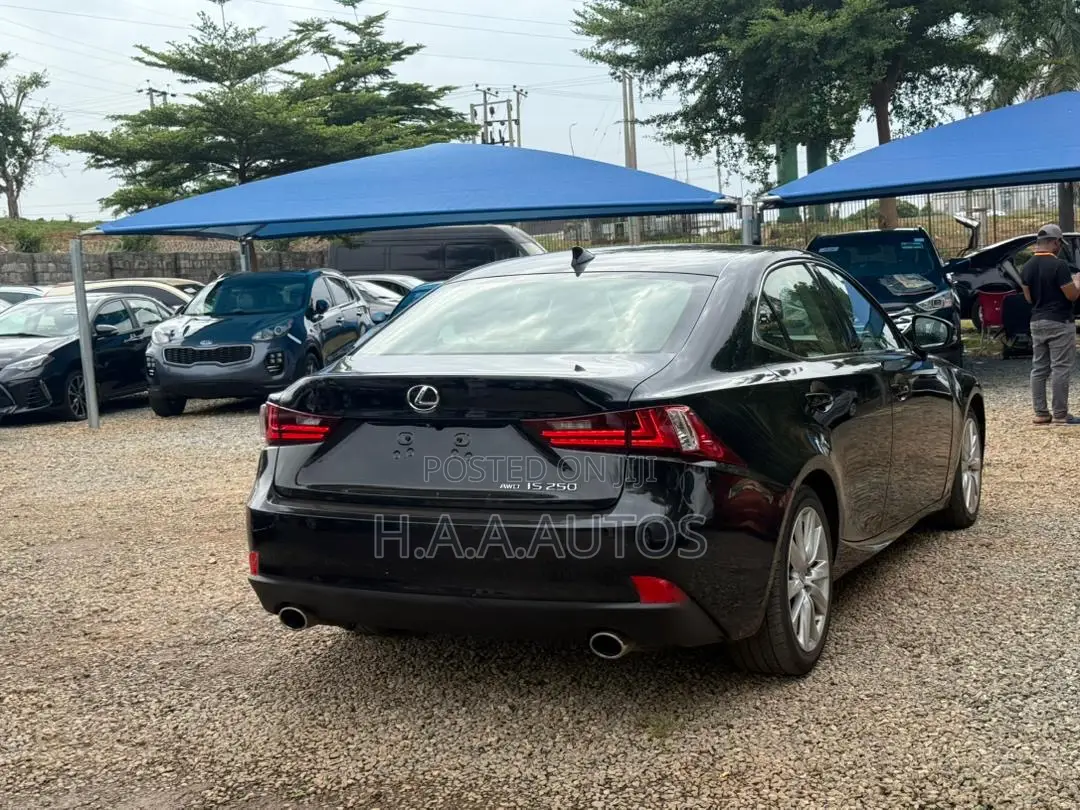 Lexus IS 250 2015 Black