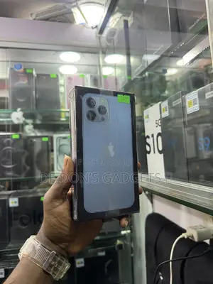 Photo - New Apple iPhone 13 Pro Max 128 GB Blue