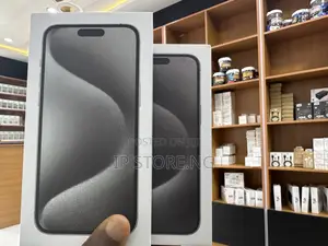 New Apple iPhone 15 Pro Max 256 GB White