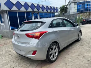 Hyundai Elantra 2015 Silver