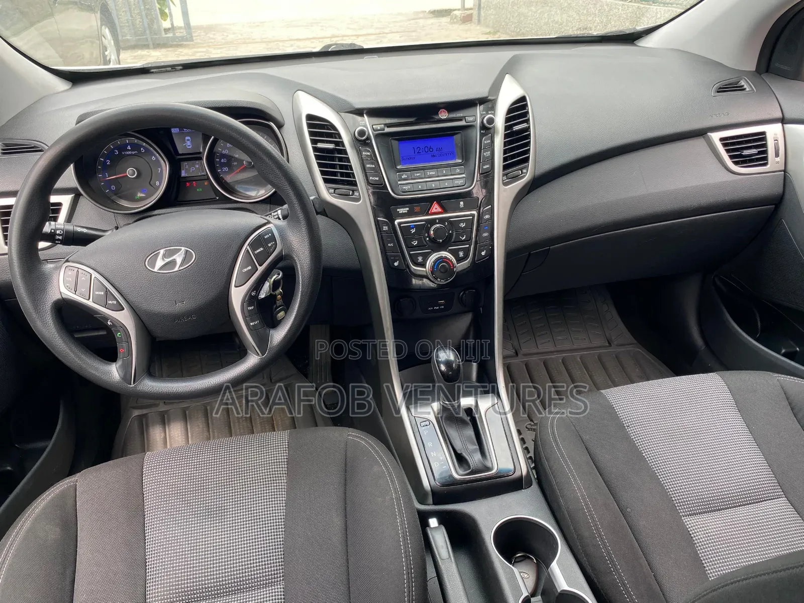 Hyundai Elantra 2015 Silver