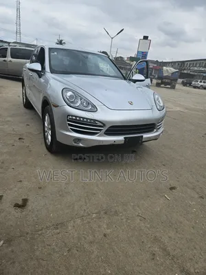 Porsche Cayenne 4dr SUV AWD (3.6L 6cyl 6M) 2014 Silver