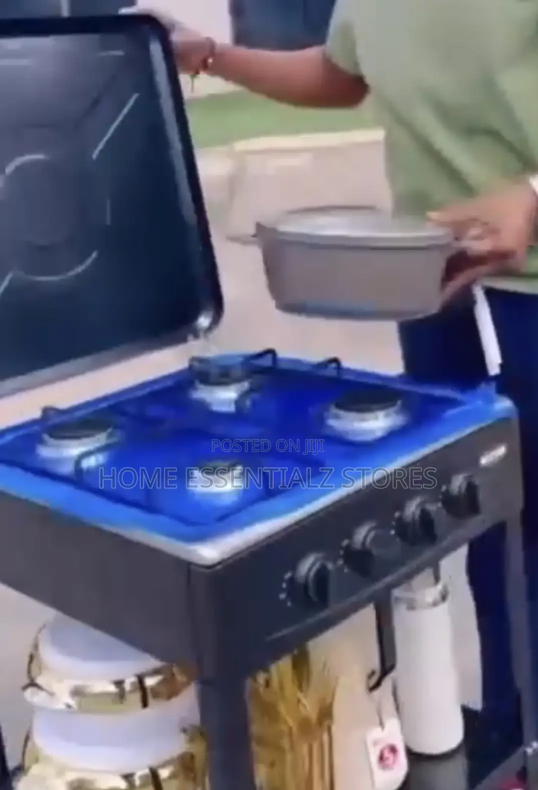 Free Stand 4-Burners Gas Cooker.