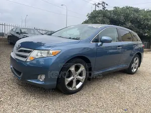 Toyota Venza V6 AWD 2010 Blue
