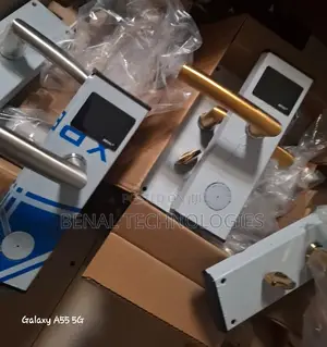 Hotel Front Desk Made Efficient With Card Lock and Software
