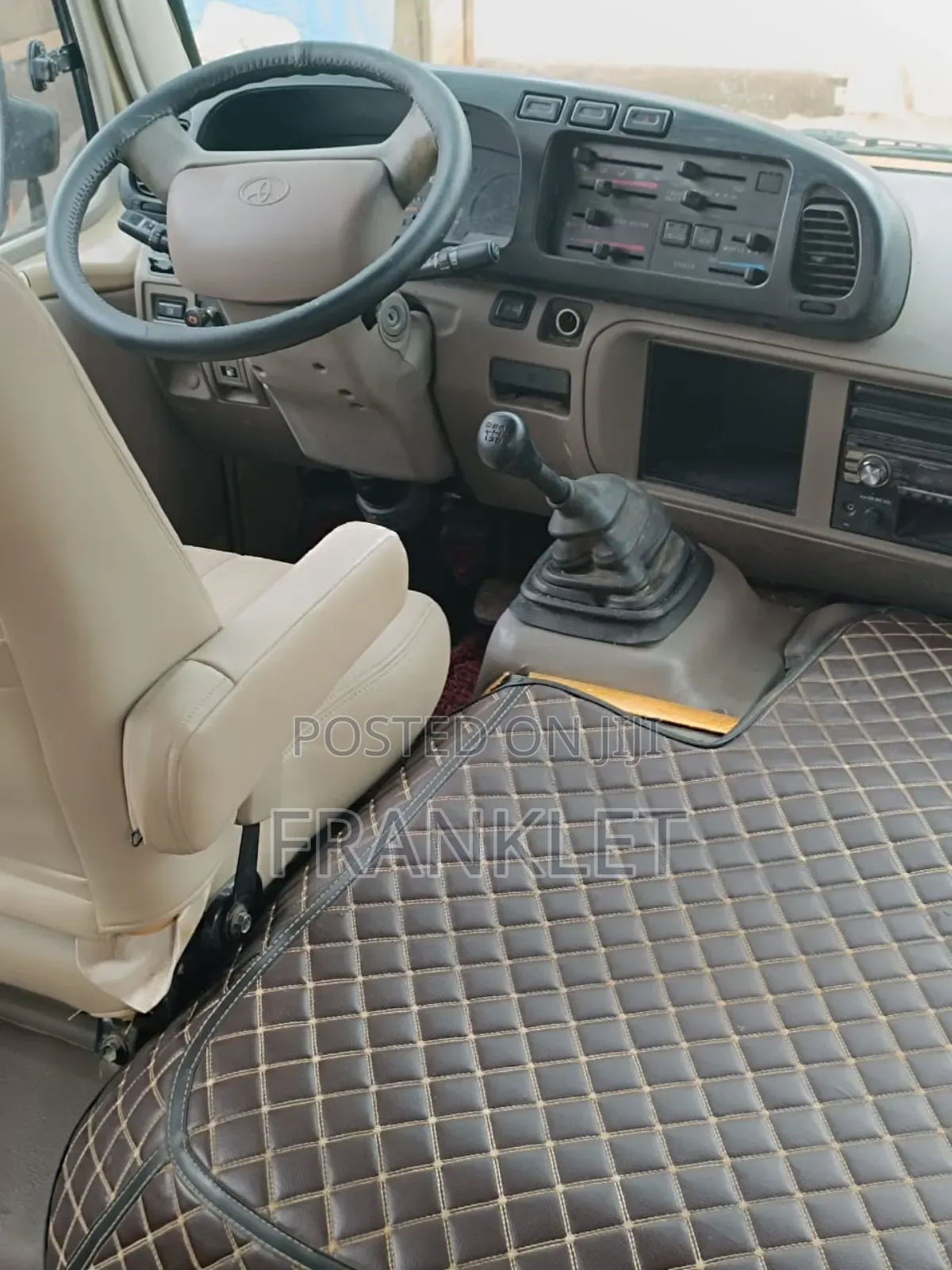 Toyota Coaster 2014 Gold
