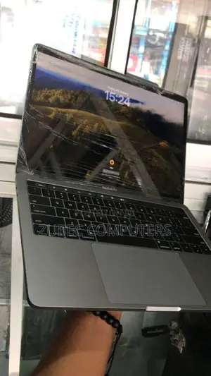 Laptop Apple MacBook Pro 2017 16GB Intel Core I5 SSD 256GB