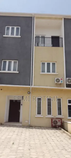 Furnished 4bdrm Duplex in Airport Road, Kiami for sale