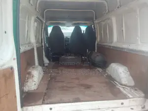 Ford Transit 2004 Green