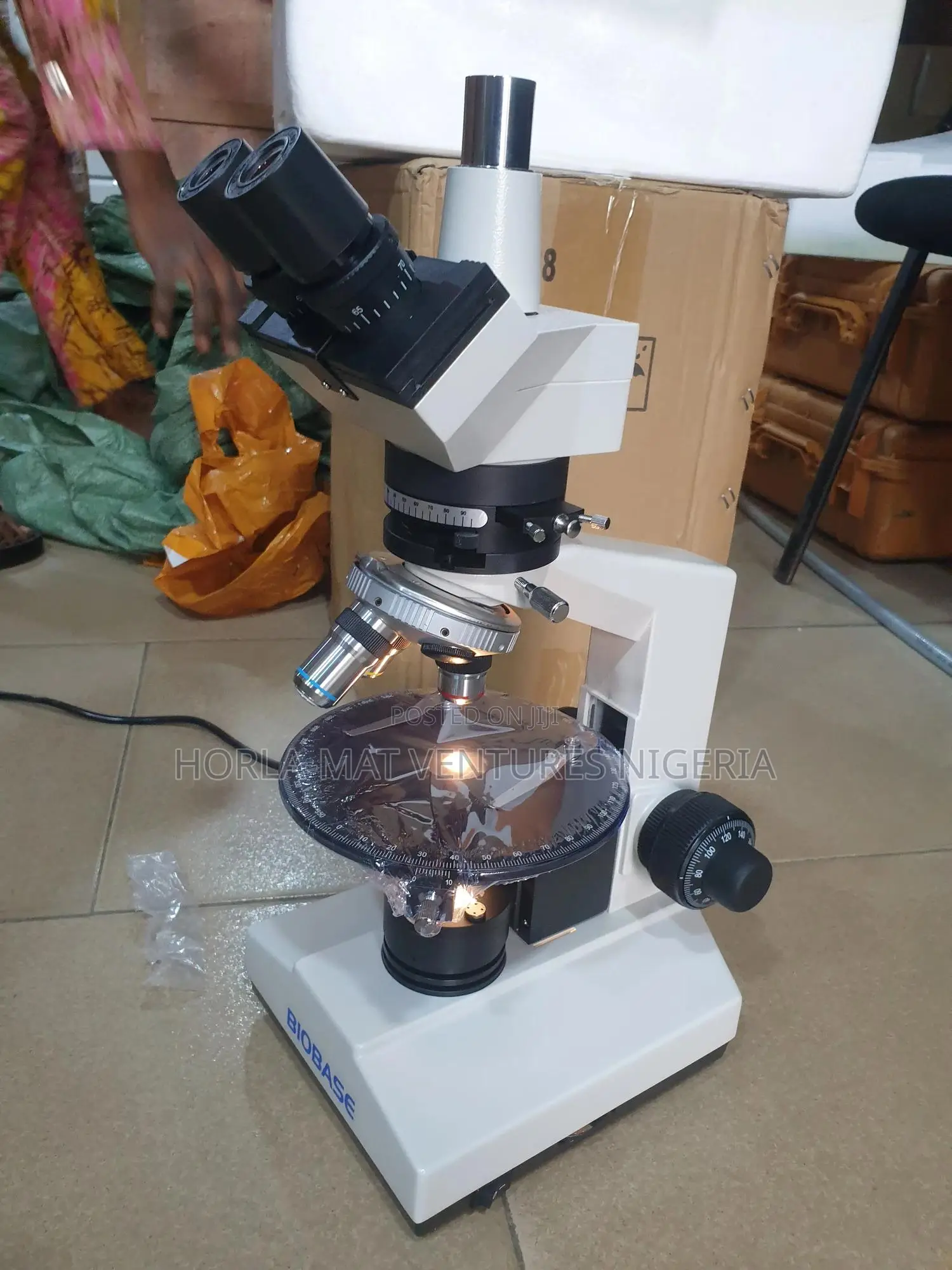 Trinocular Polarize Microscope