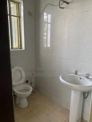 3bdrm Shared Apartment in Southern View Estate, Chevron for rent