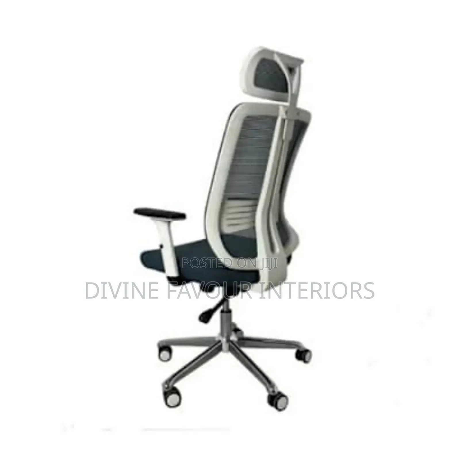 Executive Mesh Office Chair - White Back Black Front