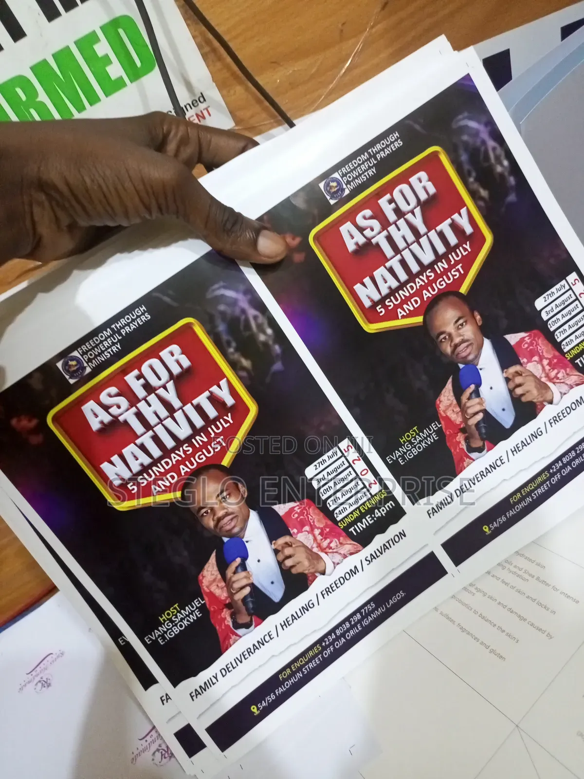 200 Unit of High Quality Sharp Flyers