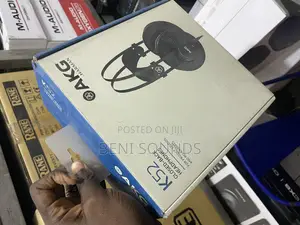 Akg Studio Dynamic Headphone